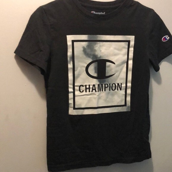 Champion boys Tshirt size medium - Picture 1 of 4